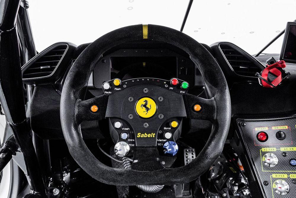 Ferrari 488 Challenge gallery 6.jpg